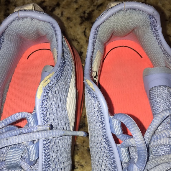 Nike Air Max Motion - Picture 2 of 9